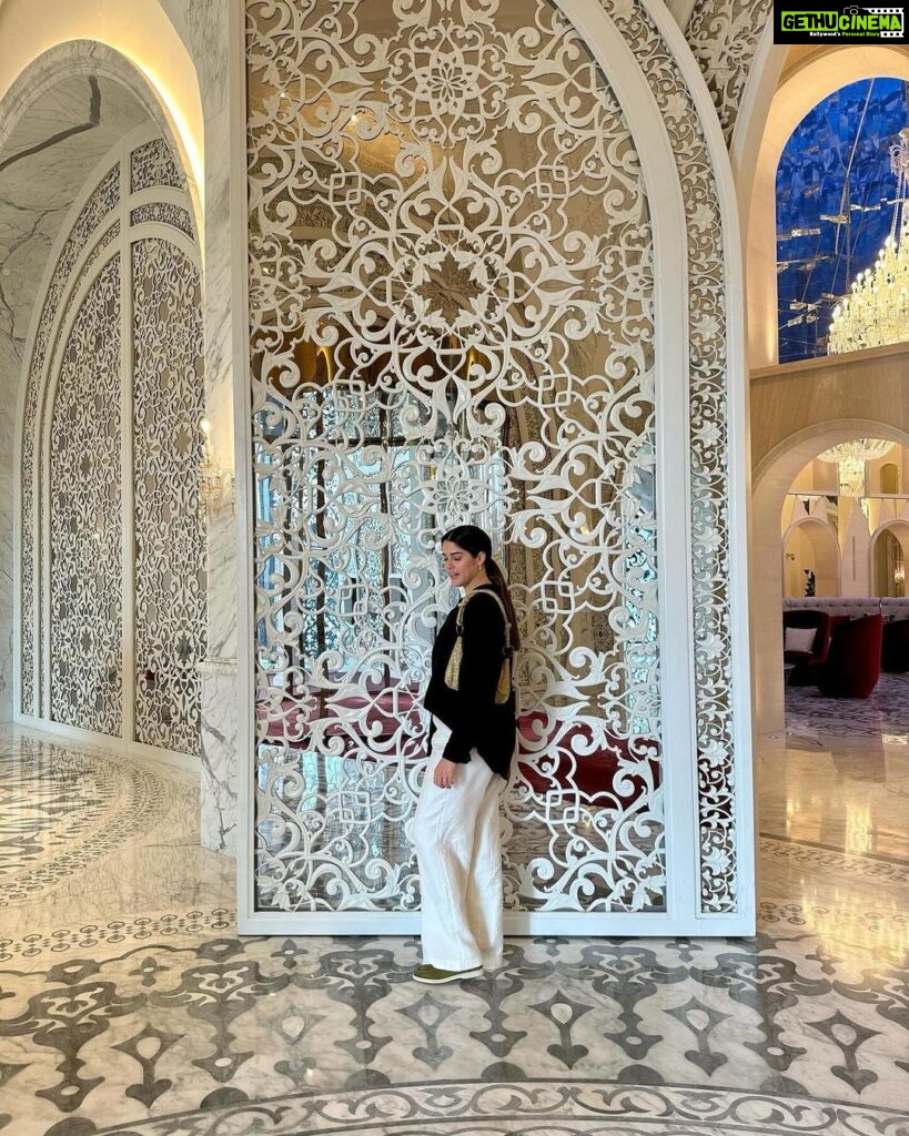 Izabelle Leite Instagram - Fairytale Raffles Doha