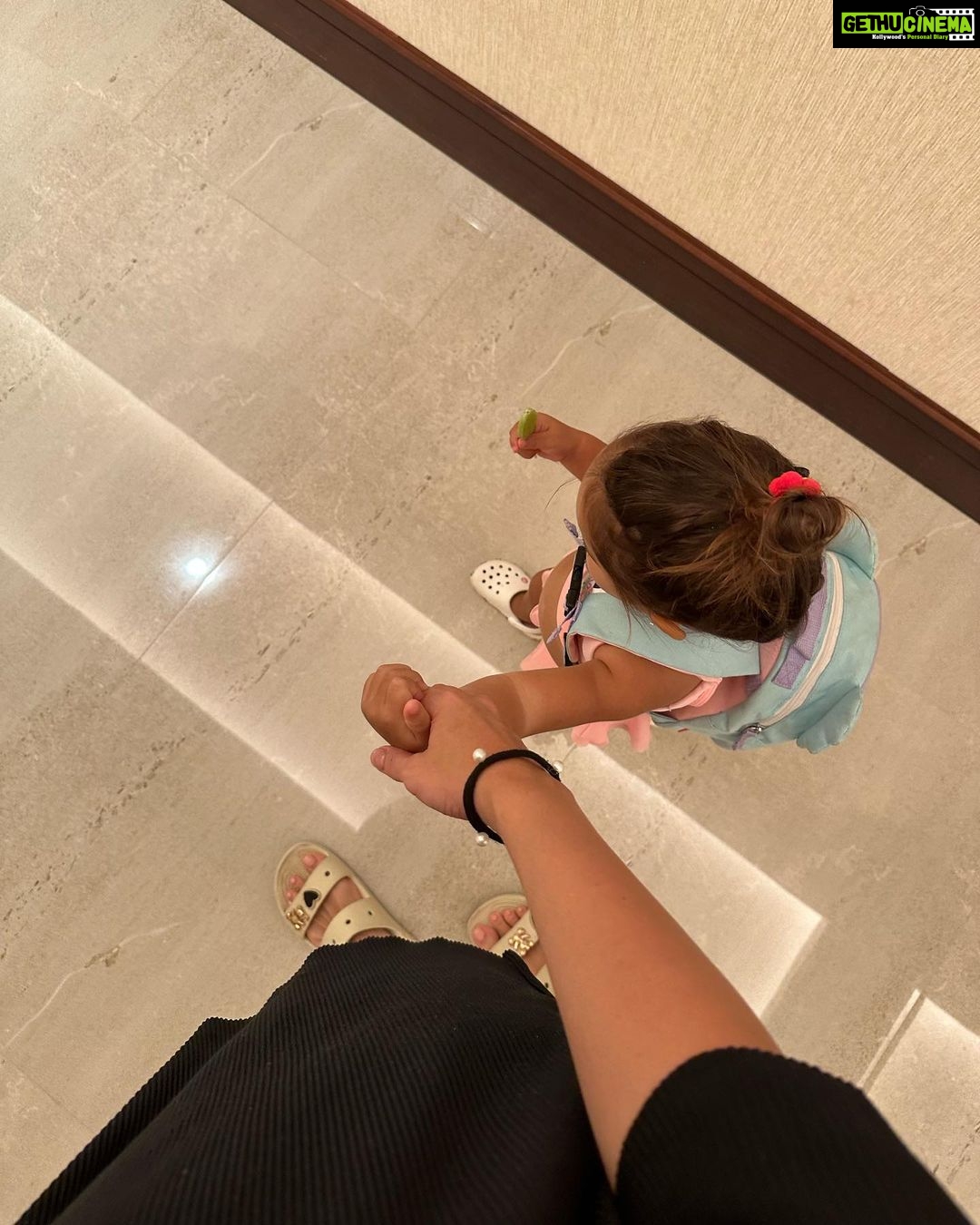 Izabelle Leite Instagram - iโve always been trying to get somewhere. i think iโve arrived ๐ค๐๐ฆ๐๐จโ๐ฉโ๐งโ๐ง๐งฟ Doha