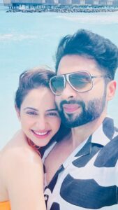 Jackky Bhagnani Instagram - On your special day, I want to express my admiration for the one who always leaves me in awe. With you, every day feels like an incredible journey, and there's never a dull moment. You're more than just my companion; you're my confidant, my partner-in-crime, and the one who fills my life with love and laughter.

On your big day, I wish you everything you have ever dreamt of, and more. May all your dreams come true because you only and only deserve the absolute best in life.

Happy Birthday to the one who makes every day extraordinary! 🎂🎈🥂
@rakulpreet