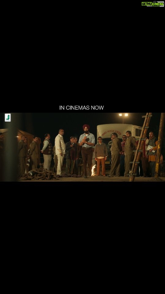 Jackky Bhagnani Instagram - Sabke Dil Ko #Jeetenge! 🇮🇳 Song video out tomorrow! Book Tickets Now: Link In Bio. Watch the story of Bharat’s true hero with #MissionRaniganj IN CINEMAS NOW. #MissionRaniganjInCinemasNow @akshaykumar @vashubhagnani @parineetichopra @tinudesaiofficial @jackkybhagnani @deepshikhadeshmukh @ajay_kapoor_ @arko.pravo.mukherjee @bpraak @kumarvishwas @maggibali @ravikishann @kumudkmishra @pavanrajmalhotra @badolavarun #RajeshSharma @dibyenduofficial @virendrasaxenna07 @jameel.mumbai @mukeshsbhatt @ananthmahadevanofficial #ShishirSharma #SudhirPandey #BachanPachera #OmkarDasManikpuri @Kingrani.Deepak #VipulKRawal @pooja_ent @jjustmusicofficial @pvrpictures @slglobal001