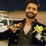 Jackky Bhagnani Instagram - “Big thanks to Qatar for the love and vibes! You left us entertainers speechless with your energy. Performing in your awesome city was unforgettable. Shoutout to our amazing fans in Qatar! Doha, you’re the ultimate rockstar!” And a heartfelt thank you to the Entertainer No 1 squad - we’re more than just a team; we’re a tribe!” #EntertainerNo1 PS- We missed you @kritisanon @varundvn @tigerjackieshroff @shahidkapoor @rakulpreet @kiaraaliaadvani @jaquelienefernandez @bharti.laughterqueen @ifeelking @jjustliveofficial @qatarairways @radioolive.qa @virginmegastoretickets @qtickets_qtr @qatarcalendar @radiosuno @shyamc26 @iloveqatar @lovindoha @qatarliving