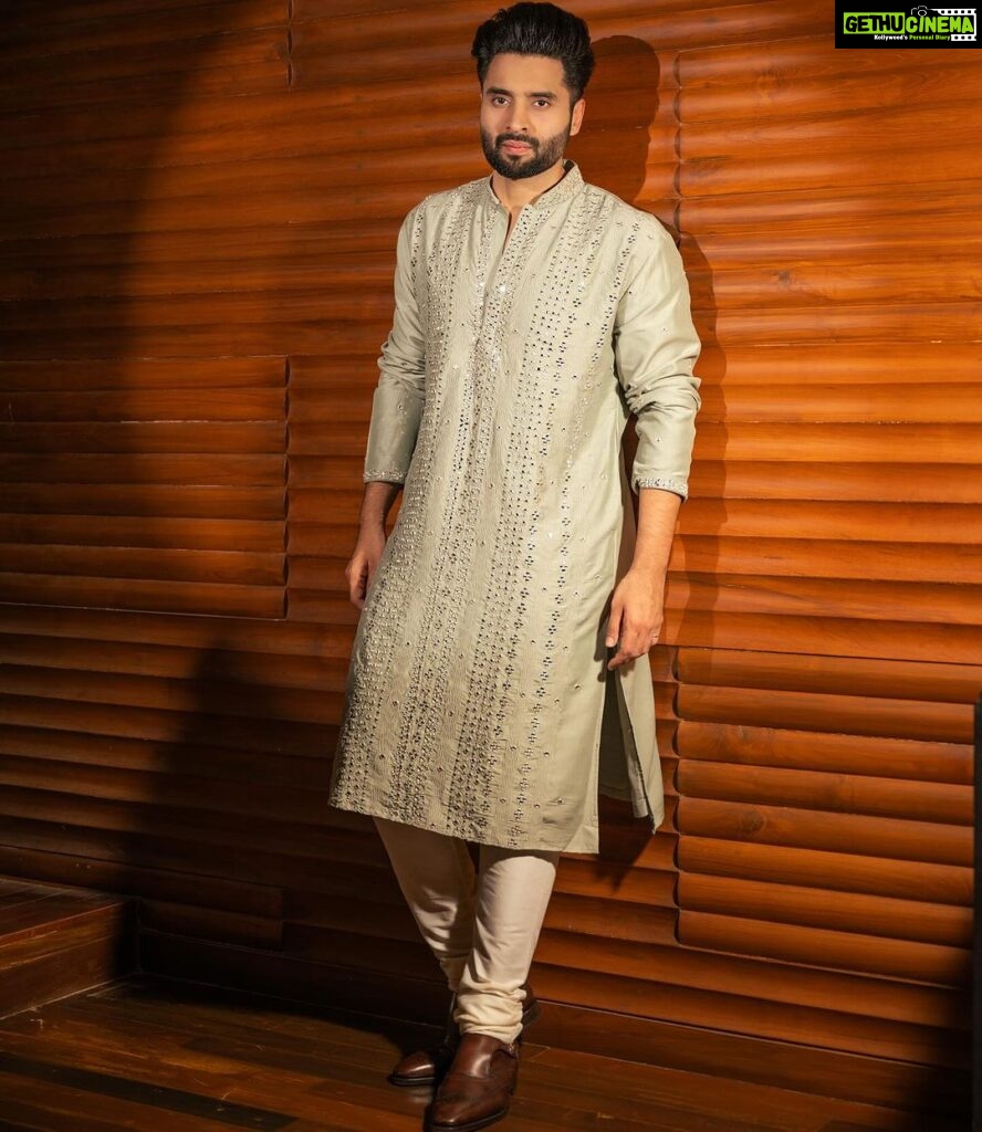Jackky Bhagnani Instagram - Outfit of the day: Festival Edition! #StyleWithJB Outfit @kalkifashion @kalkimen Shoes @heelandbucklelondon Styled by @anshikaav Assisted by @bhatia_tanisha HMU @luv_hans77 Shot by @deepak_das_photography