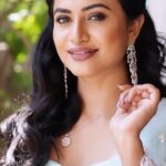Janani Ashok Kumar Instagram - High On Feminine Energy 🦋✨💫🩵🤍💗 - 📸: @gk_.photography._ 👗: @aloraa_by_jd Make up : #yourstruly Hair: @_stylenart_ Jewellery: @fineshinejewels Chennai, India