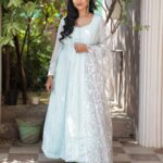 Janani Ashok Kumar Instagram - My Heart knows only Love 🤍🦋 - - 📸: @gk_.photography._ 👗: @aloraa_by_jd Make up : #yourstruly Hair: @_stylenart_ Jewellery: @fineshinejewels Chennai, India