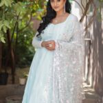 Janani Ashok Kumar Instagram - My Heart knows only Love 🤍🦋 - - 📸: @gk_.photography._ 👗: @aloraa_by_jd Make up : #yourstruly Hair: @_stylenart_ Jewellery: @fineshinejewels Chennai, India