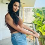 Janani Ashok Kumar Instagram – One Denim & a million crop tops kinda girl 😅 Chennai, India