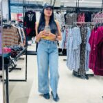 Janani Ashok Kumar Instagram – One Denim & a million crop tops kinda girl 😅 Chennai, India