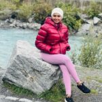 Janani Ashok Kumar Instagram – “I want to be a form of everything I see, breathe & hear, and I want to be sure of it.”
–
📸: @madhumitha_sivasankar Mount Titlis, Switzerland