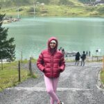 Janani Ashok Kumar Instagram – “I want to be a form of everything I see, breathe & hear, and I want to be sure of it.”
–
📸: @madhumitha_sivasankar Mount Titlis, Switzerland