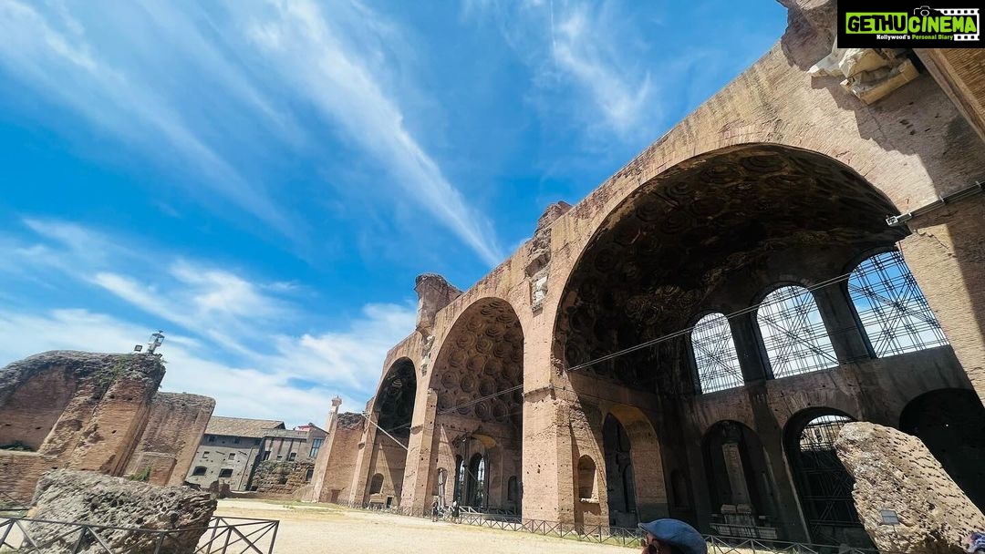 Janani Ashok Kumar Instagram - Colosseum Rome 🔥✨💫💯 Colosseum, Rome, Italy (Coliseo, Roma, Italia)