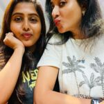 Janani Ashok Kumar Instagram – Memories for life 💯✨💫✈️ Banglore International Airport