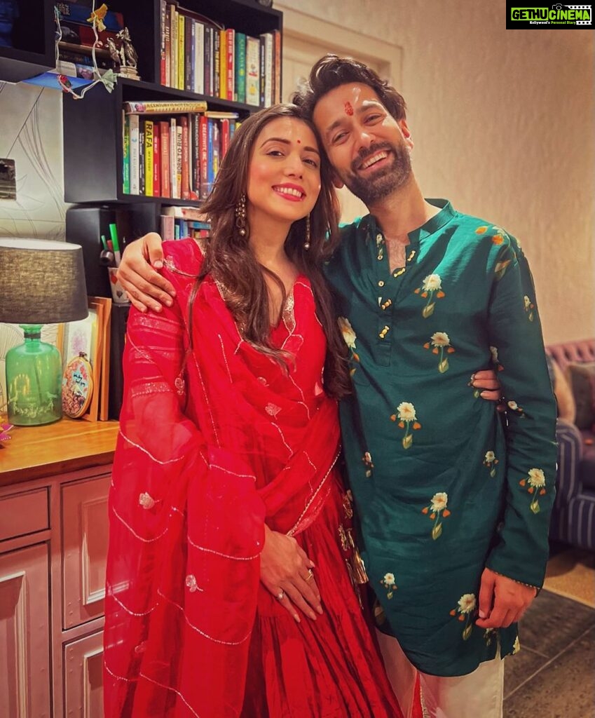 Jankee Parekh Instagram - आप सभी को दीपावाली की ढेर सारी शुभकामनाएँ और बहुत सारा प्यार 🪔❤️ #happydiwali