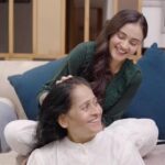 Janki Bodiwala Instagram - My mother has held my hand and taught me how to fly in life. She understands me even when I’m silent and is my one-stop for a solution to any of my problems. Aa Mother’s Day tame pan tamari mummies ne pamper karo with #DaburAmlaHairOil @DaburAmlaIndia #HappyMothersDay #MothersDay #Mothersdaygift #Mothersdayspecial #Motherslove #Dabur #DaburAmla #WorldsNo1HairOil #Amla #SastaNahiSahiTel #JadonSeMazboot #AsliAmlaDaburAmla #stronghair #hair #hairnourishment #hairfallcontrol #superfood #hairfood #longhair #Haircare #hairoil #ad Shot by @shutter_eye_pictures Style by @stylebydevang Managed by @fatctalents
