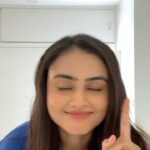 Janki Bodiwala Instagram - 15 mins of shoot and 45 mins for just adding this TEXTS …F****U reels 😒 not making this complicated stuff again 🙏🏻