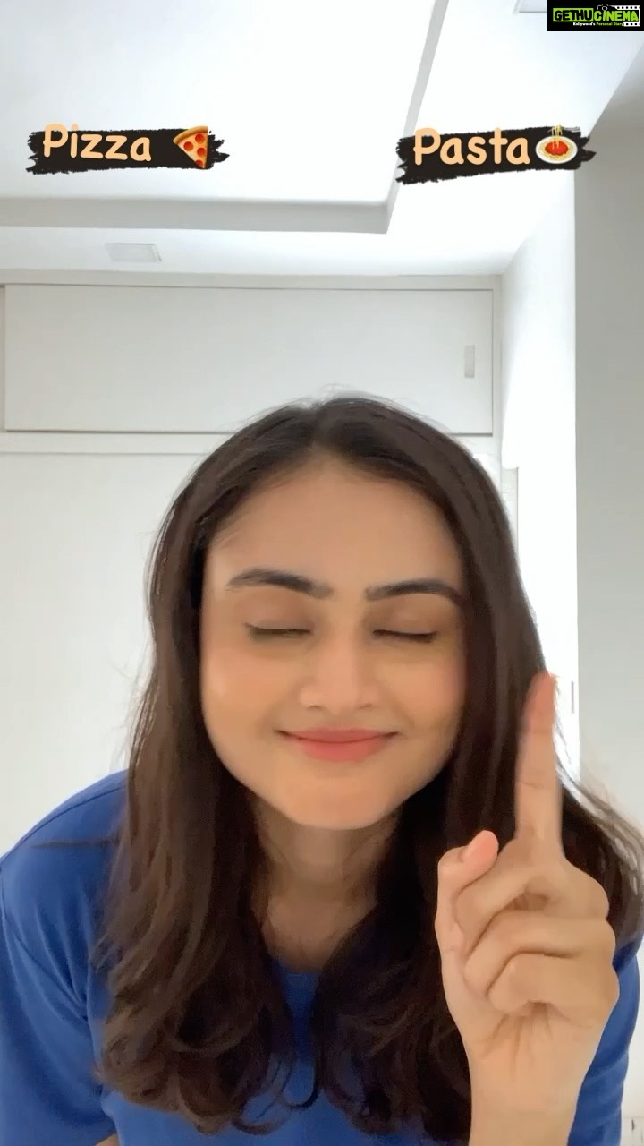 Janki Bodiwala Instagram - 15 mins of shoot and 45 mins for just adding this TEXTS …F****U reels 😒 not making this complicated stuff again 🙏🏻