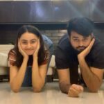 Janki Bodiwala Instagram - Jorr thi ayiiii 🤣🤣 ........try this with your brother’s 🤪 i bet they won’t be able to do it!!! @dhrupad_bodiwala36 🐒