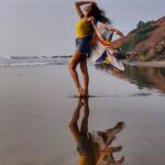 Janki Bodiwala Instagram - Good times and tan lines...