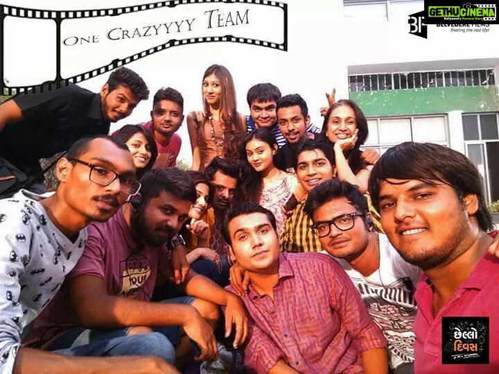 Janki Bodiwala Instagram - #Teamwork 🔗 #Always_succeed @chhellodivas Thanks. #Spreadlove 😊