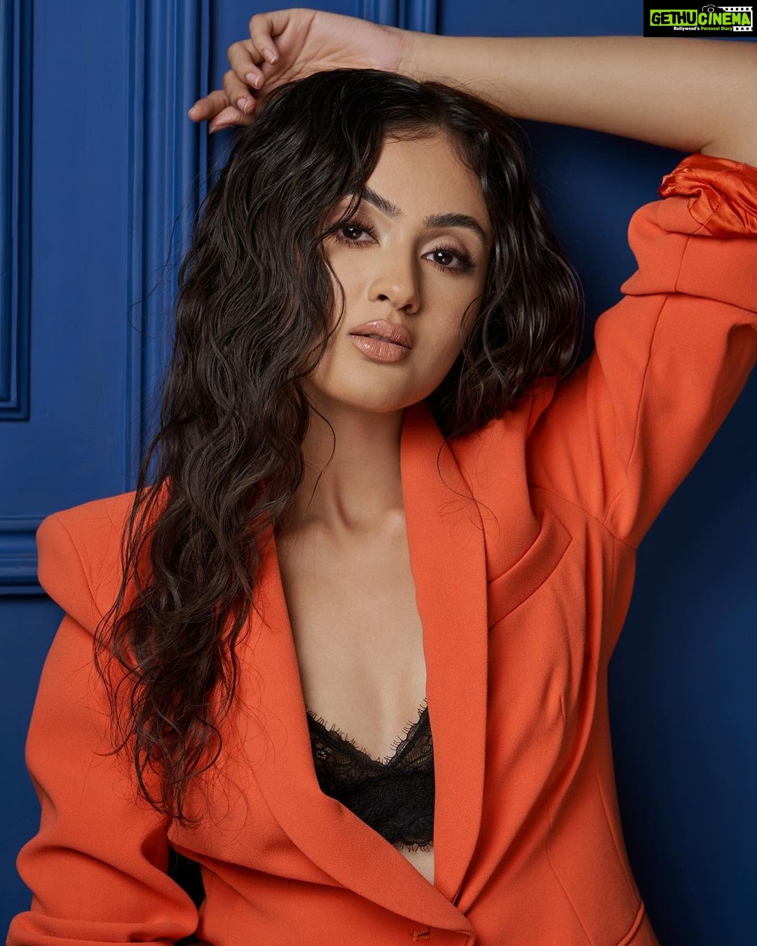 Janki Bodiwala Instagram - In frame @jankibodiwala Makeup @jasmine_beauty_care @richa_dave @prarthidave Styling @idivyeshtalaviya @vaidehi1312 Photography @yashgajjarphotography_ @vinodgajjarphotography Thankyou @thehouseofmakeba @drashtigajjar94 #jankibodiwala #fashion #fashionphotography #fashionstyle #fashiondesigner #fashiongram #portraitphotography #portrait #portrait_shots #portraitphotographer #portraitpage #portraitmood #face #actoress #ahmedabad #india The House of Makeba