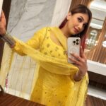 Jasleen Matharu Instagram - Har Koi Aashiq Hoya Firda Ve Meri Akh Mastani Da ❤️