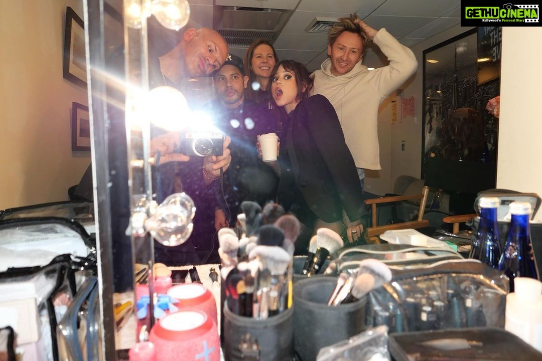 Jenna Ortega - 5.5 Million Likes - Backstage at snl. Such a cool experience. Iām just feeling really grateful towards everyone who played a part in making it happen, the funny people in New York, my beautiful hmu team. Crazy time