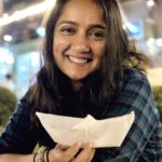 Jinal Belani Instagram - Virtual ride of a Paperboat, don't know after how many years!! 'वो कागज़ की कश्ती' ❤️