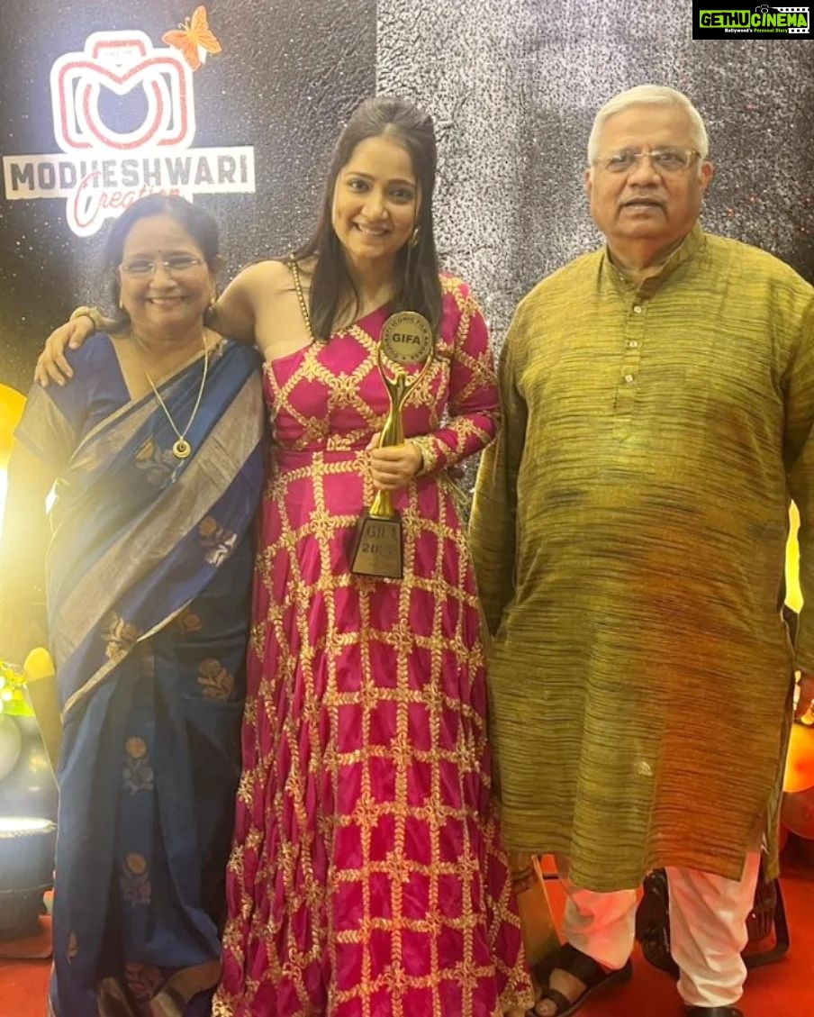 Jinal Belani - 11.7K Likes - Feeling fantastic to achieve GIFA Best Actress of the year 2022 for the Film Bhagwan Bachave đŤđŤđđâ¨â¨ Wait was long but worth it đđ¤ ( य༠यञऌ रचŕĽŕ¤ŕ¤ž âşď¸)
Thank you @gifaofficial
đ Fortunate to have worked with the best team đ
@bhaumiksampat @muni.jha
@janibhavini @iampremgadhavi @hemangdave1983 @raunaqkamdar @buchmehulofficial
@ojasrawal @myrjcharmy @vaishakhratanben @anuraag_prapanna @morli_patel_actor @iamvishal9711
.
@tapanvyas @rakeshhsoni @bhavesh_shah_keys
@crazyboyzentertainment @ankur_sachdev @hiralpkawa @paras.kawa
.
@sonunigamofficial @nakash_aziz @aslidivyakumar @milindosphere
.
@dipakshekhar @vickyjoshi007 @bhavya.doshi @sneak.peekssss @bhavyapurohit_55 @hemashukla_51 @_.joel_khethavath._ @piyush6986 @hemashukla_51 @vir0501 @mr.lakod @dharav.bhavsar krutarth_shah_01 @vishalvyas.official @shilpsaxena @kesarmakeupstudio @bhumirajaaryan
----------------------------------------------