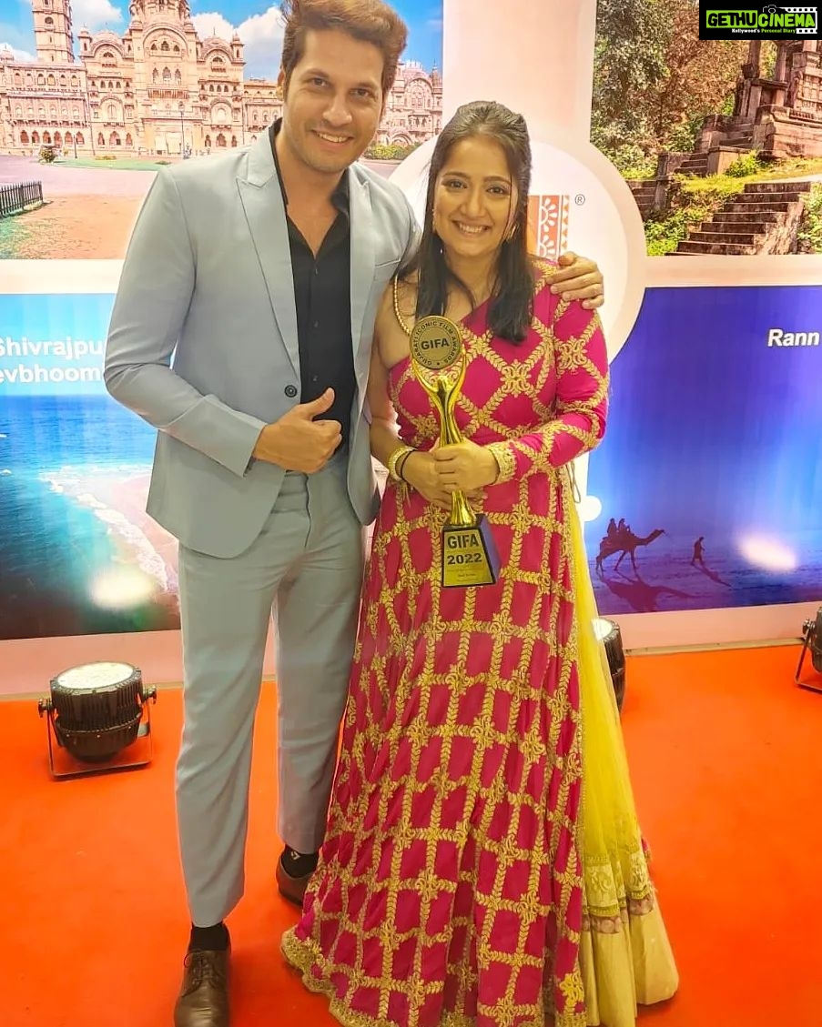 Jinal Belani - 11.7K Likes - Feeling fantastic to achieve GIFA Best Actress of the year 2022 for the Film Bhagwan Bachave đŤđŤđđâ¨â¨ Wait was long but worth it đđ¤ ( य༠यञऌ रचŕĽŕ¤ŕ¤ž âşď¸)
Thank you @gifaofficial
đ Fortunate to have worked with the best team đ
@bhaumiksampat @muni.jha
@janibhavini @iampremgadhavi @hemangdave1983 @raunaqkamdar @buchmehulofficial
@ojasrawal @myrjcharmy @vaishakhratanben @anuraag_prapanna @morli_patel_actor @iamvishal9711
.
@tapanvyas @rakeshhsoni @bhavesh_shah_keys
@crazyboyzentertainment @ankur_sachdev @hiralpkawa @paras.kawa
.
@sonunigamofficial @nakash_aziz @aslidivyakumar @milindosphere
.
@dipakshekhar @vickyjoshi007 @bhavya.doshi @sneak.peekssss @bhavyapurohit_55 @hemashukla_51 @_.joel_khethavath._ @piyush6986 @hemashukla_51 @vir0501 @mr.lakod @dharav.bhavsar krutarth_shah_01 @vishalvyas.official @shilpsaxena @kesarmakeupstudio @bhumirajaaryan
----------------------------------------------