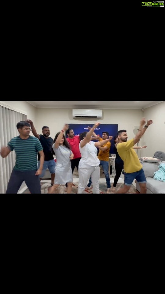 Jinal Belani Instagram - The one when we tried to make a dancing reel 🥲 #cousins