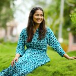 Jinal Belani Instagram - आग लगे बस्ती में, मैं अपनी मस्ती में 🤪 . . PC - @dhanrajtirkar_photography