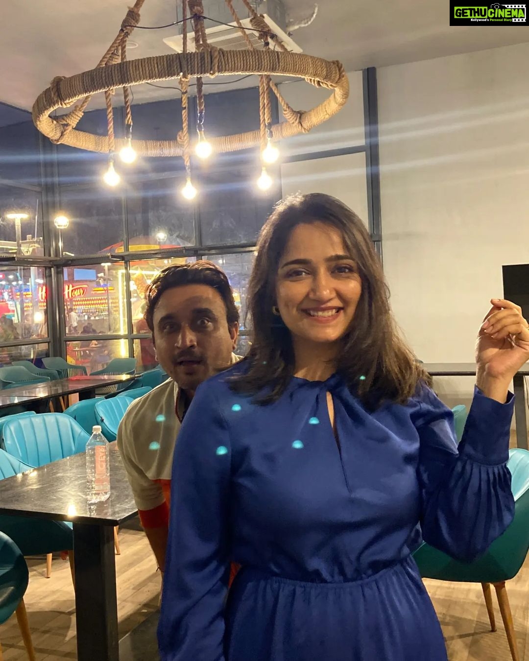 Jinal Belani - 12.4K Likes - đ All Smiles đ
đCause we are in Third week đ #bhagwanbachave
đ- @kinjal.prajapati136 @valleygirl_clotthing_bykinjal
đ¸ - @sneak.peekssss
At @frizbee.sbr