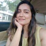 Jinal Belani Instagram - There are hardly any days when I take selfies. But when I do, they turn into #selfiedump 🤐