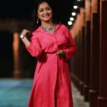 Jinal Belani Instagram - Looking at the pink side of life 💕 . 📸 - @jaxy_aagath 👗 - @dvfashionstudio Styled by - @disha_vadgama MUAH , - @jitunayi @patelkomal2391