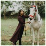 Jinal Belani Instagram - Still from our series Poori Paani PC - @dhanrajtirkar_photography 💖🌟💫 #pooripaani #shemaroo #gujarati #lovestory #jhinalbelani #jinalbelani