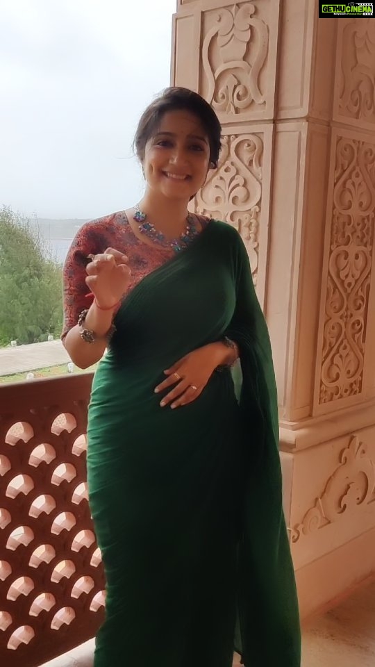 Jinal Belani Instagram - Some places have your ❤️ 💗❣️ . . . . MUAH- @jitunayi @patelkomal2391 Costume- @dvfashionstudio Styled by - @deepy_s_designer @ottindia_