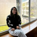 Jinal Belani Instagram - Swipe to see the Asli smile 😁 Canberra Parliment House