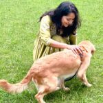 Jinal Belani Instagram - Little extra happy today 🥰 So people who know me, know of my fear of dogs!!! and this happened today. Feels like an achievement for sure ✨ Guess what her name is... Jini!! 😀