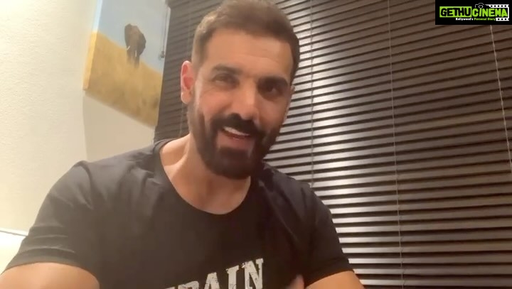John Abraham Instagram - Having a sustainable lifestyle is something I actively practice on a daily basis - from keeping solar panels at my office to being mindful of my carbon footprint. I’m tagging @a.wanchu & @zeenia_b to take on the challenge with me. Tell me your #OneGreenStep in the comments below and tag 2 friends to join the movement! @plasticsforchange @garnierindia ♻️🌱 #GarnierMen #GarnierIndia #Garnier #onegreenstepatatime #sustainability #carbonfootprint #awareness