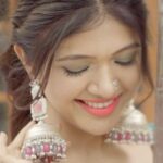 Jolly Rathod Instagram - Navratri is in the air… So here’s this fun garbo ‘Vaanki Walu’!! Had so much fun singing and shooting this!!!💙✨ Music : @ronakpanditmusic Mixed,mastered by : @protyaych Wearing : @anmolbyankoorshukla Jewellery : @the_beta_girl Jewellery styling : @stylebystutea Hairstyle : @divya_makeover_27 Shot and Edited by : @tanmaybhavsar_photography Location Courtesy : @theyardahmedabad #garba #singer #navratri #navratrispecial #chaniyacholi #music #style #fashion #outfit #navratrivibes #hairstyles #hairstyle #styleoftheday #art #artistsoninstagram #reelsindia #reels #trendingreels #trending #garbasong #colorful #styleoftheday #garbalover #ahmedabad #vadodara #surat #gujarat #gujju #1minmusic Ahmedabad, India