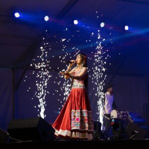 Jolly Rathod Instagram - A night to remember at TGL garba,Indore last night..❤️❤️✨✨
📸 : @tanmaybhavsar_photography 

Wearing : @jinals_couture 
Jewelleries : @the_beta_girl 
MUAH : @divya_makeover_27 
Styled by : @stylebystutea 

#jollyrathod #jollyrathodlive