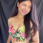 Jolly Rathod Instagram – Summer vibes..💚💛

Top : @hm 

#instapic #summerstyle #fashion #jollyrathod Ahmedabad, India