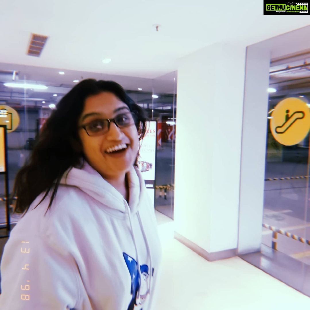Jovika vijaykumar Instagram - Happy Mothers day to the cutest lil bean! You're so strong and brave I'm sure amama will be proud of you if she sees you now, I know she is. You have always been the beautiful, hardworking and bold person you are. To my eyes you have never looked any different. Thank you for being you and tonight I'll be thanking the ones above again for giving me a mum like you.