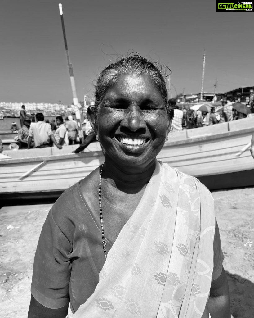 Jovika vijaykumar Instagram - This sweet lady from Kerala’s name is Muthamma and she loves singing and dancing to MGR songs, she comes from a family of fishermen and works along the Vizhinjam International harbour. Vizhinjam International Seaport