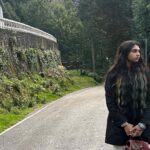 Jovika vijaykumar Instagram - Green and blue to match your pictures Kodaikanal- Princess of Hills
