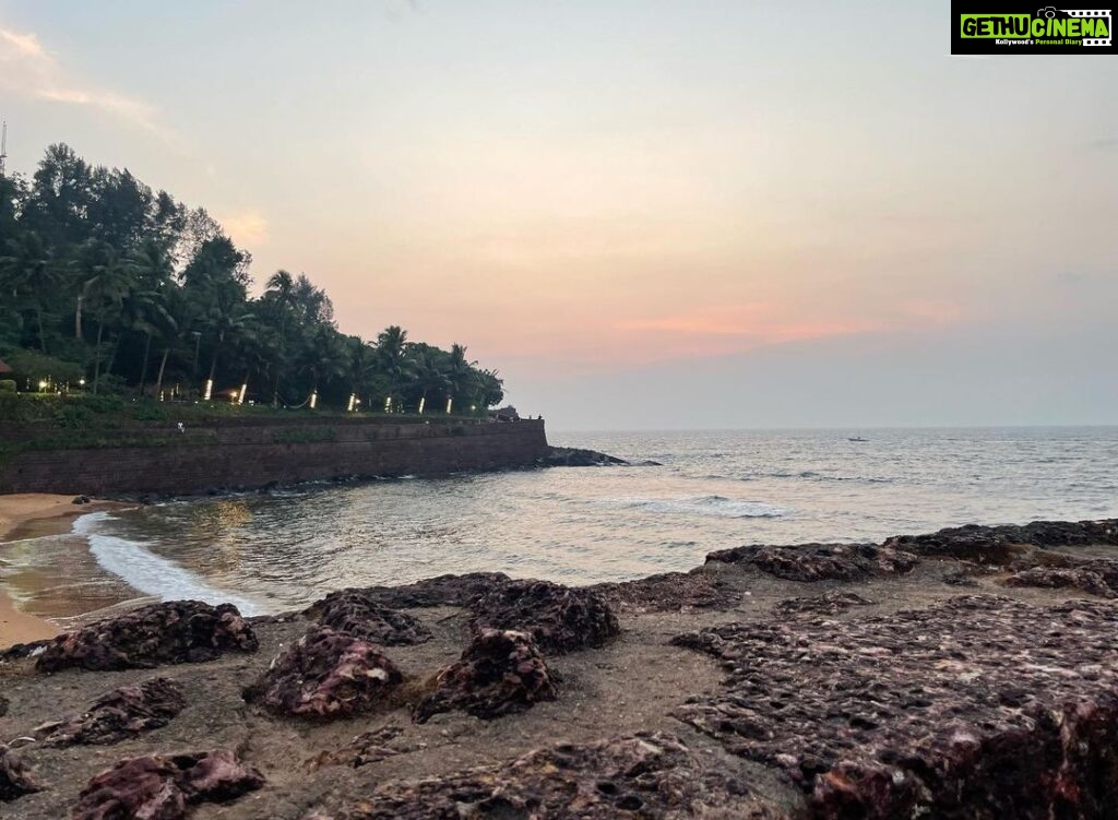 Jovika vijaykumar Instagram - goa day: two Part IV {last part} ~ ~ ~ ~ ~ ~ ~ ~ ~ ~ ~ ~ Tags ❤‍🔥 #photooftheday #photoshoot #photography #explorepage #fyp #instadaily #instagood Aguada Fort, Goa, India