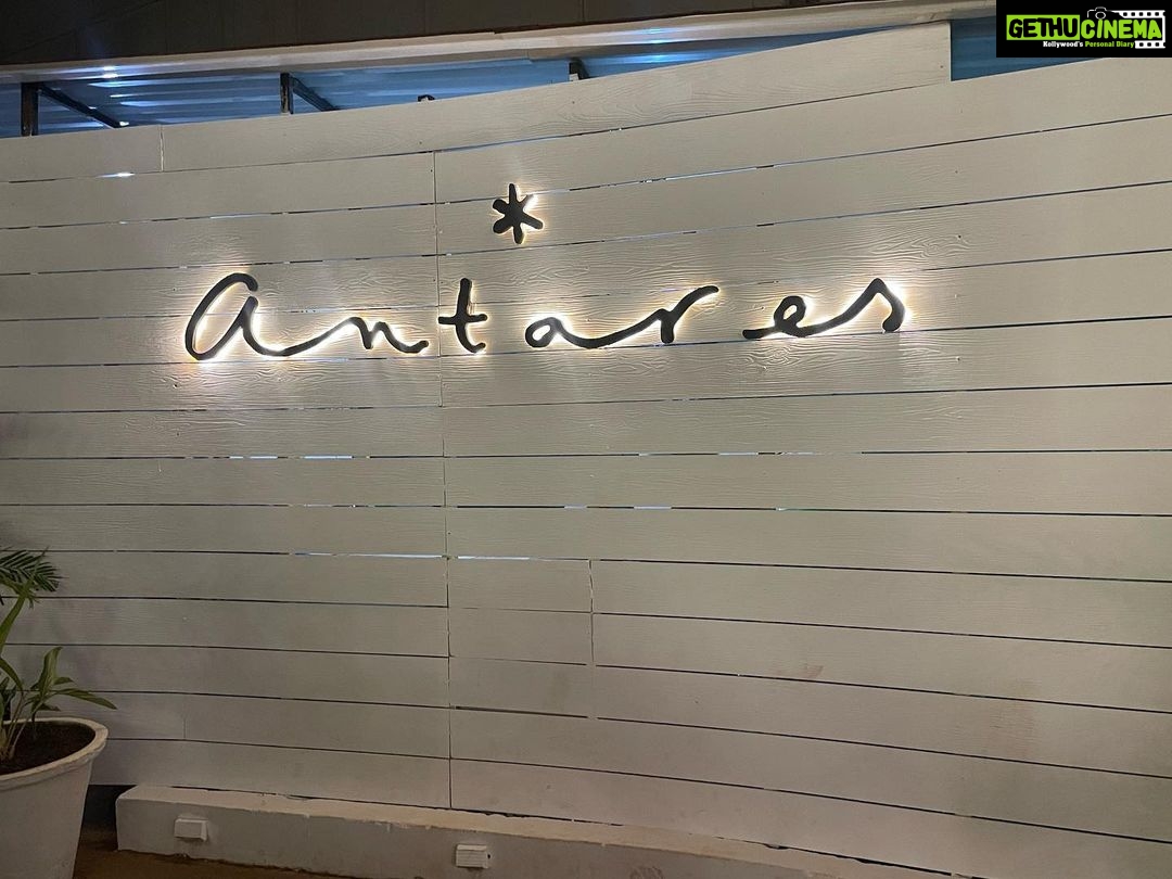 Jovika vijaykumar Instagram - goa day : one Antares Restaurant & Beach Club