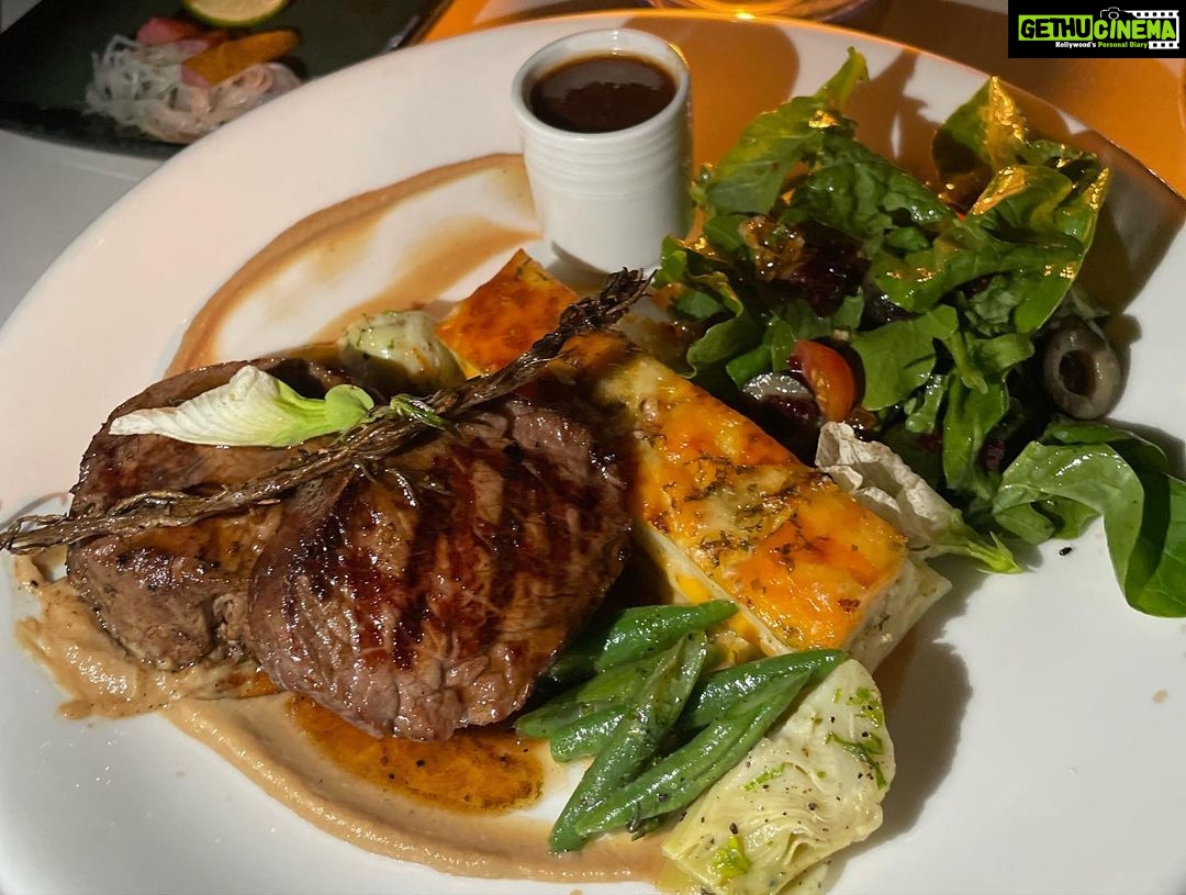 Jovika vijaykumar Instagram - goa day : one Antares Restaurant & Beach Club
