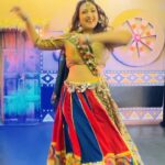 Juhi Parmar Instagram – The dancing is never ending this season and back with a track I’m loving this Navratri! What’s your favourite navratri track, share it with me!

@kajalpurohit1 looking forward to more fun dances with you 🤗

Choreographer @kajalpurohit1 
HMU @ruupa_krupa 
Outfit @artisanalseparates 

#navratri #navratrispecial #garba #dandiya #dance #indian #reels #reel #reelsinstagram #reelkarofeelkaro