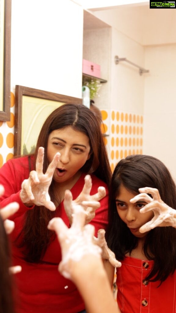Juhi Parmar Instagram - The best way is the play way!❤️ Especially when it comes to teaching life skills to kids! Like this Germs and Ladders game by @lifebuoy.India and Imagimake. This Global Handwashing Day, Samairra and I have pledged to make it a habit to make the germs go shoooo!🥳 For your H for Handwashing Game Kits ‘Download a printable version from www.lifebuoy.com/global ’ OR ‘Reach out to Lifebuoy to express interest at lifebuoysocial@gmail.com’ *Limited kits available! #ad #GlobalHandwashingDay2023 #HforHandwashing