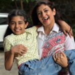 Juhi Parmar Instagram – With the speed you are growing up my doll, am not sure how much longer I can carry you like this but I know as much as I love the beauty of watching you grow up, I miss the mini you as well my Ginni! #motherdaughter 
#motherhood #mummaginni #loveislove #loveofmylife #🧿